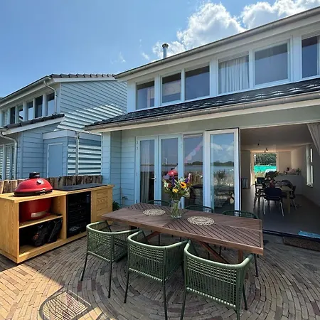 Mooie Wellness Woning Aan Het Water Vp074