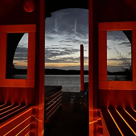 Mooie Wellness Woning Aan Het Water Vp074 Wieringerwerf