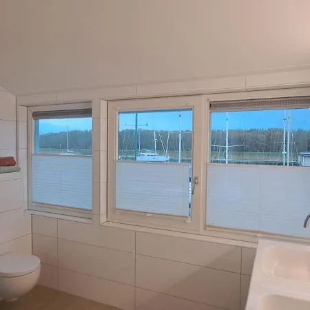 Mooie Watervilla Met Hottub En Sauna Vp074 Wieringerwerf