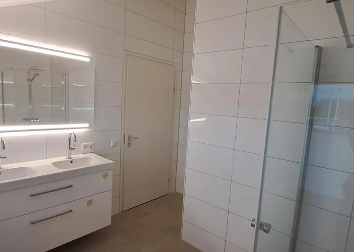 Mooie Wellness Woning Aan Het Water Vp074 Wieringerwerf