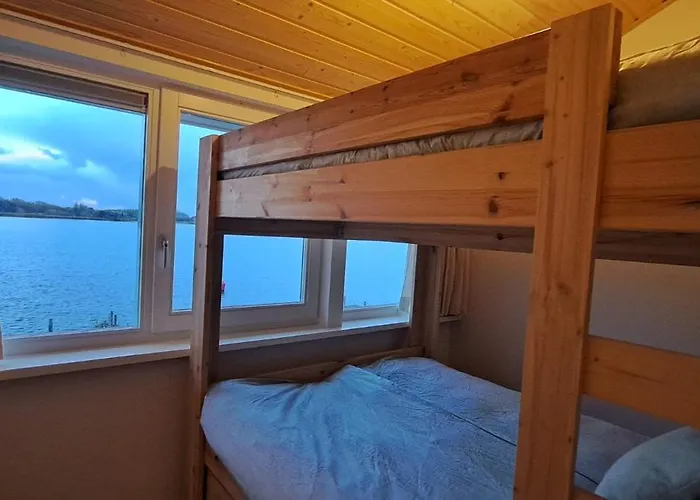 Mooie Wellness Woning Aan Het Water Vp074