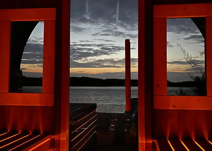 Mooie Wellness Woning Aan Het Water Vp074 Wieringerwerf